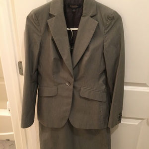 Brooks Brothers grey pinstripe suit sz 0